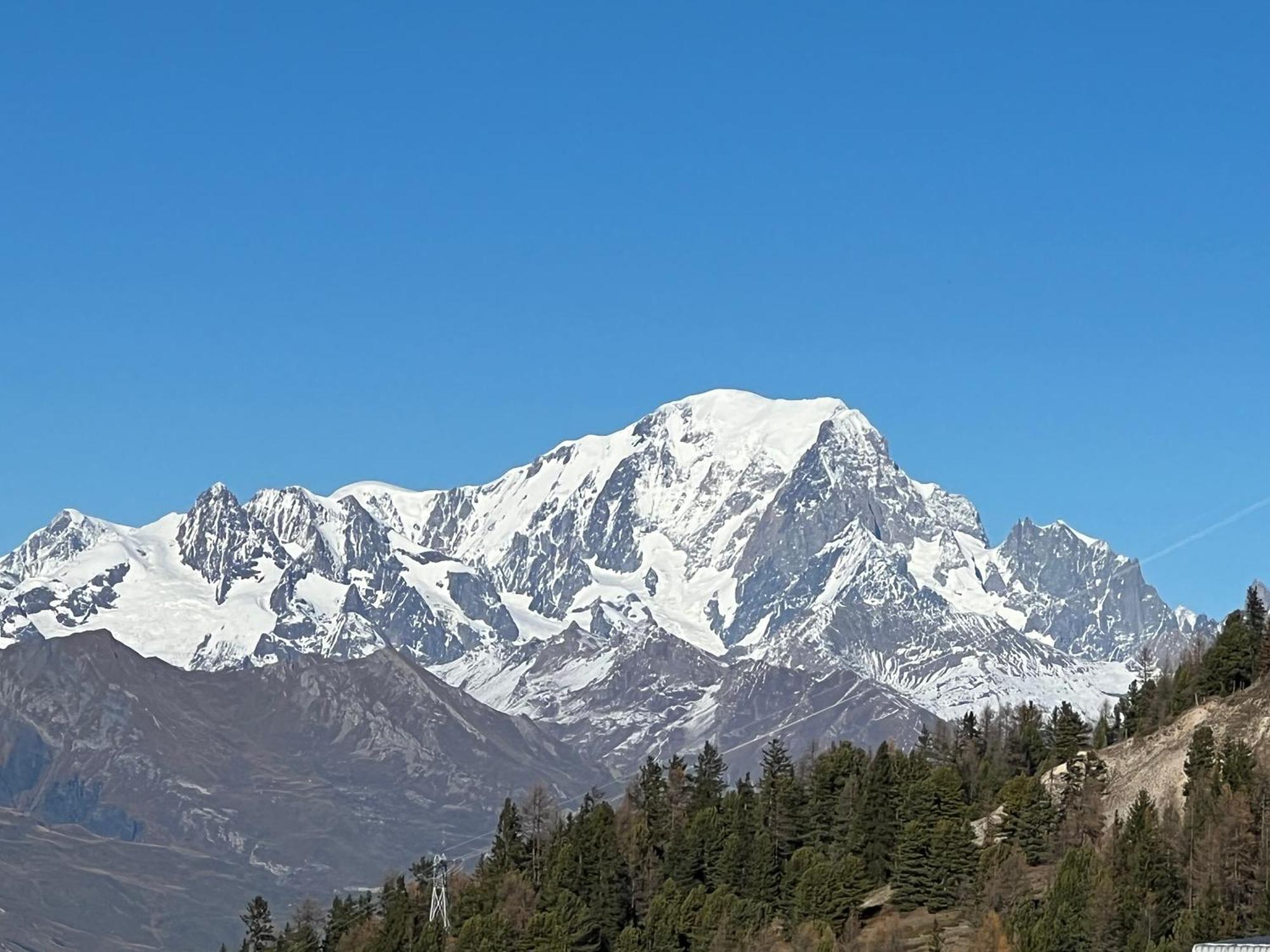 Plagne Villages, Charmante Residence De Tourisme 4 Etoiles La Plagne Exteriör bild